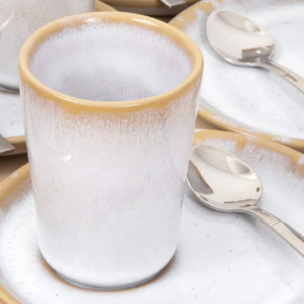 weiße Espressotasse mit Untertasse Catering-Service unro